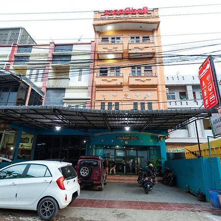 Reddoorz Near Yuki Simpang Raya Mall Medan 2 Otel Dış mekan fotoğraf